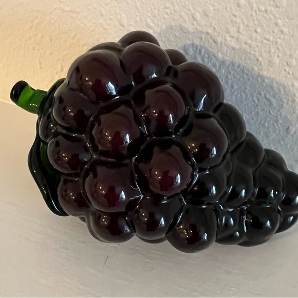 Vintage Glass Purple Grape Cluster~ Unsigned~ No Flaws. - Picture 3 of 7